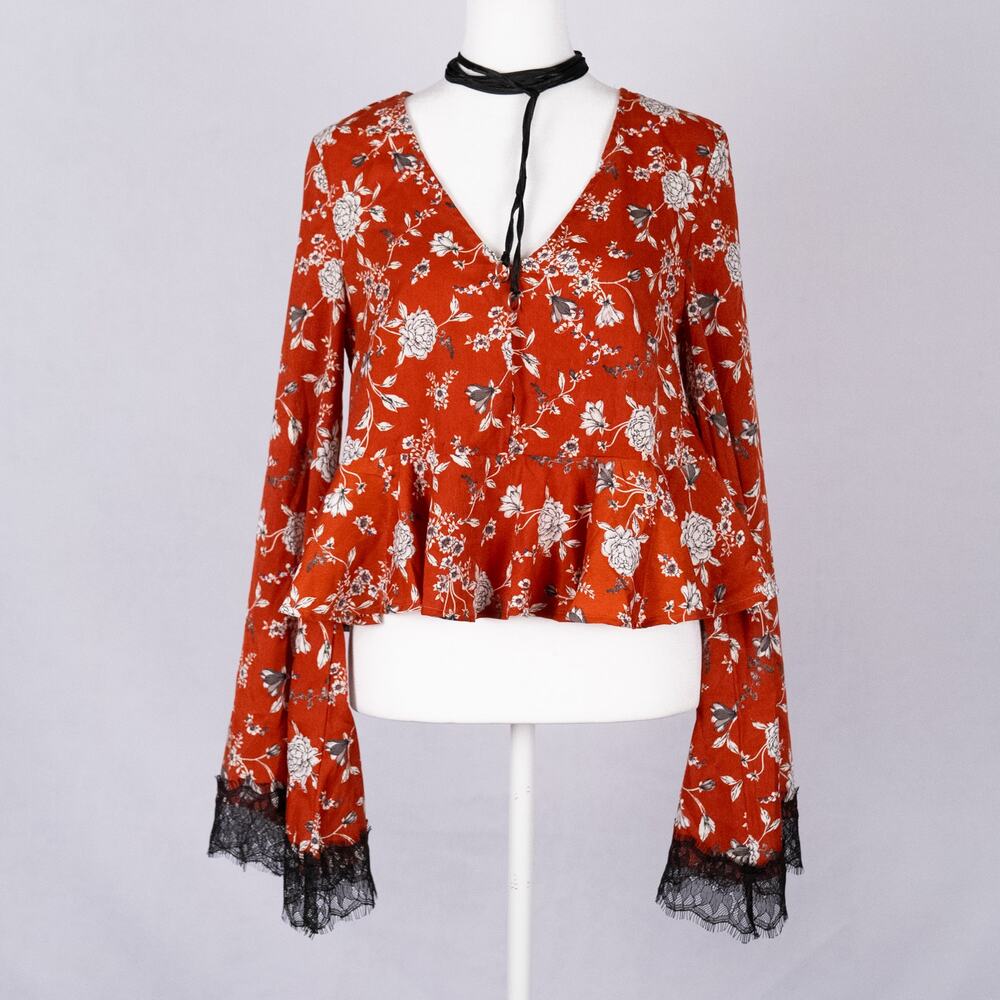 Womens Size SMALL Floral Boho Festival Crop Top Lacey Bell Sleeves Fairy Cottage